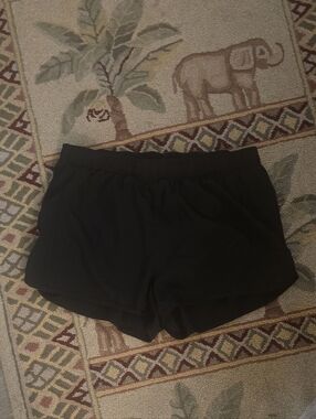 New Balance Women’s Black Elastic Waist Shorts